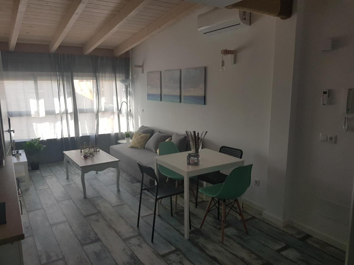 Apt 5 - Apartamento En La Playa De El Palo Малага Экстерьер фото